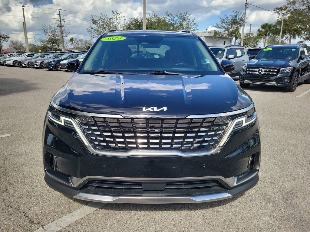 Kia Carnival Prestige 2024